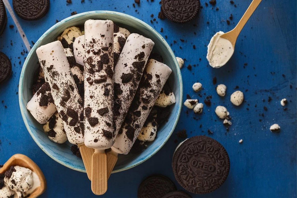 Oreo ice cream bar